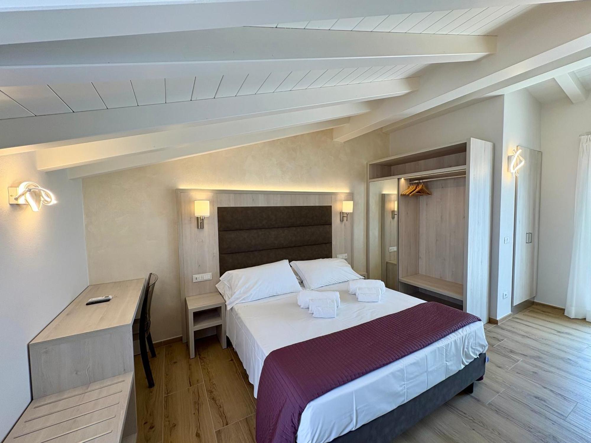 Biagi & Hotel 3*